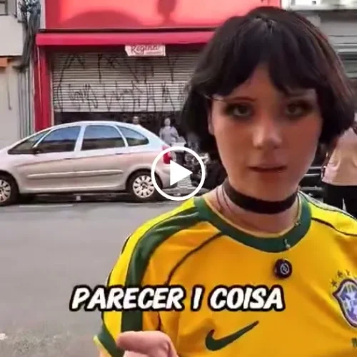 Gótica justiceira lutando em prol do bem da sociedade